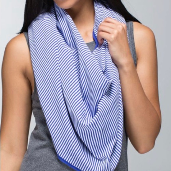 Scarf - Picture 1 of 1